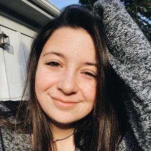 Meet your Posher, Abby